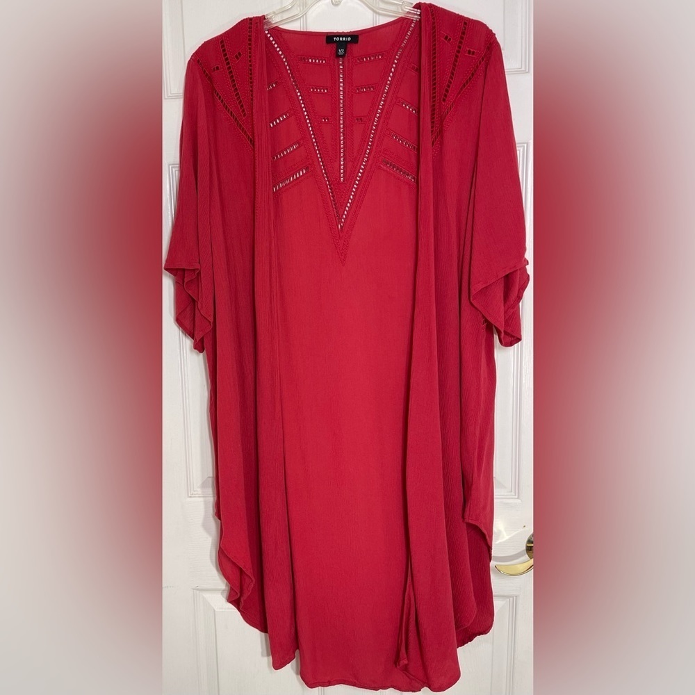 Torrid Kimono Red Crinkled Gauze Crochet Inset Women’s Plus‎ Size Size 1/2